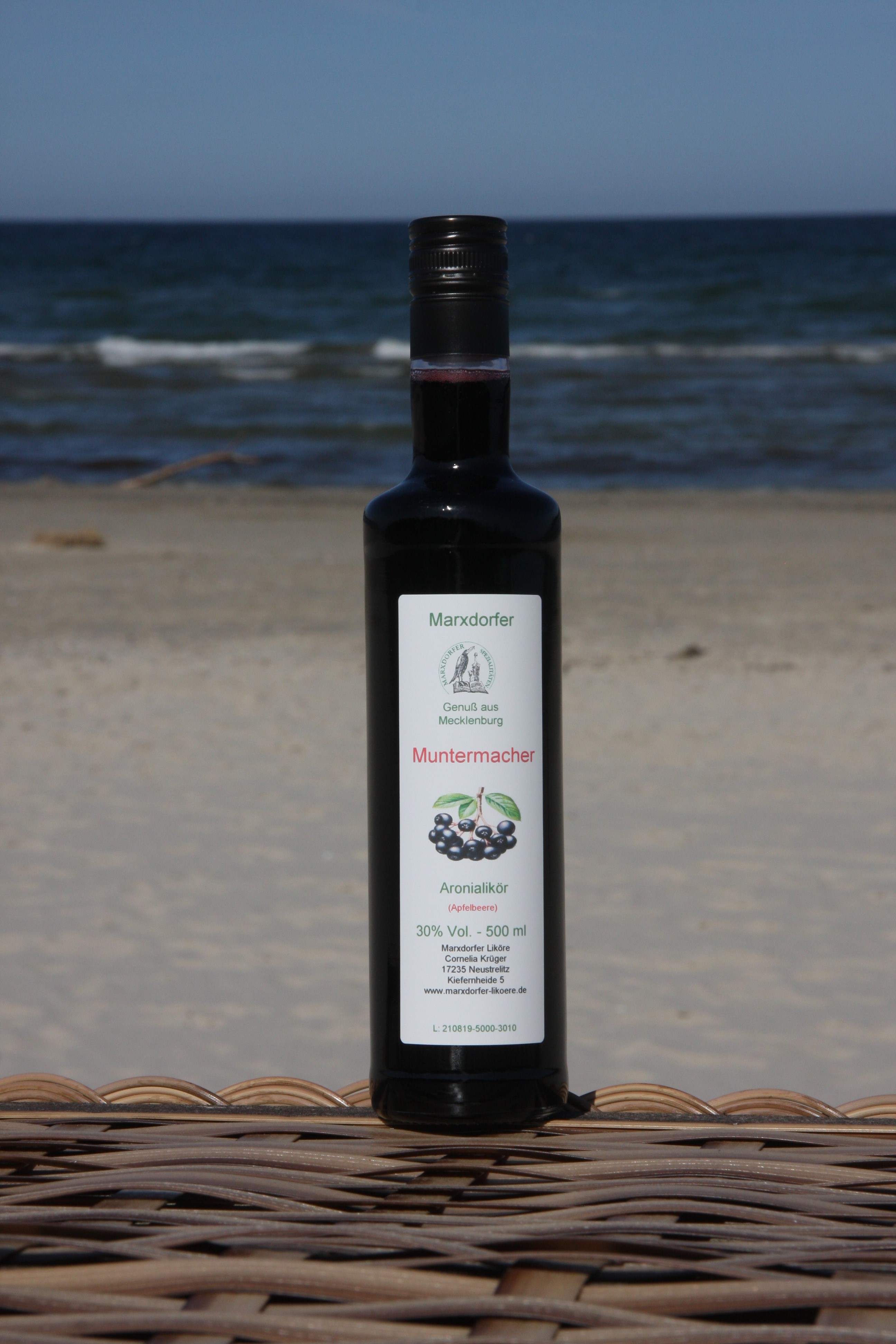 Muntermacher30%Vol      Aronia-Likör